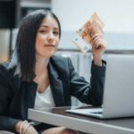 Queste ultime, infatti, si avvalgono di sondaggi per prendere decisioni strategiche informate.