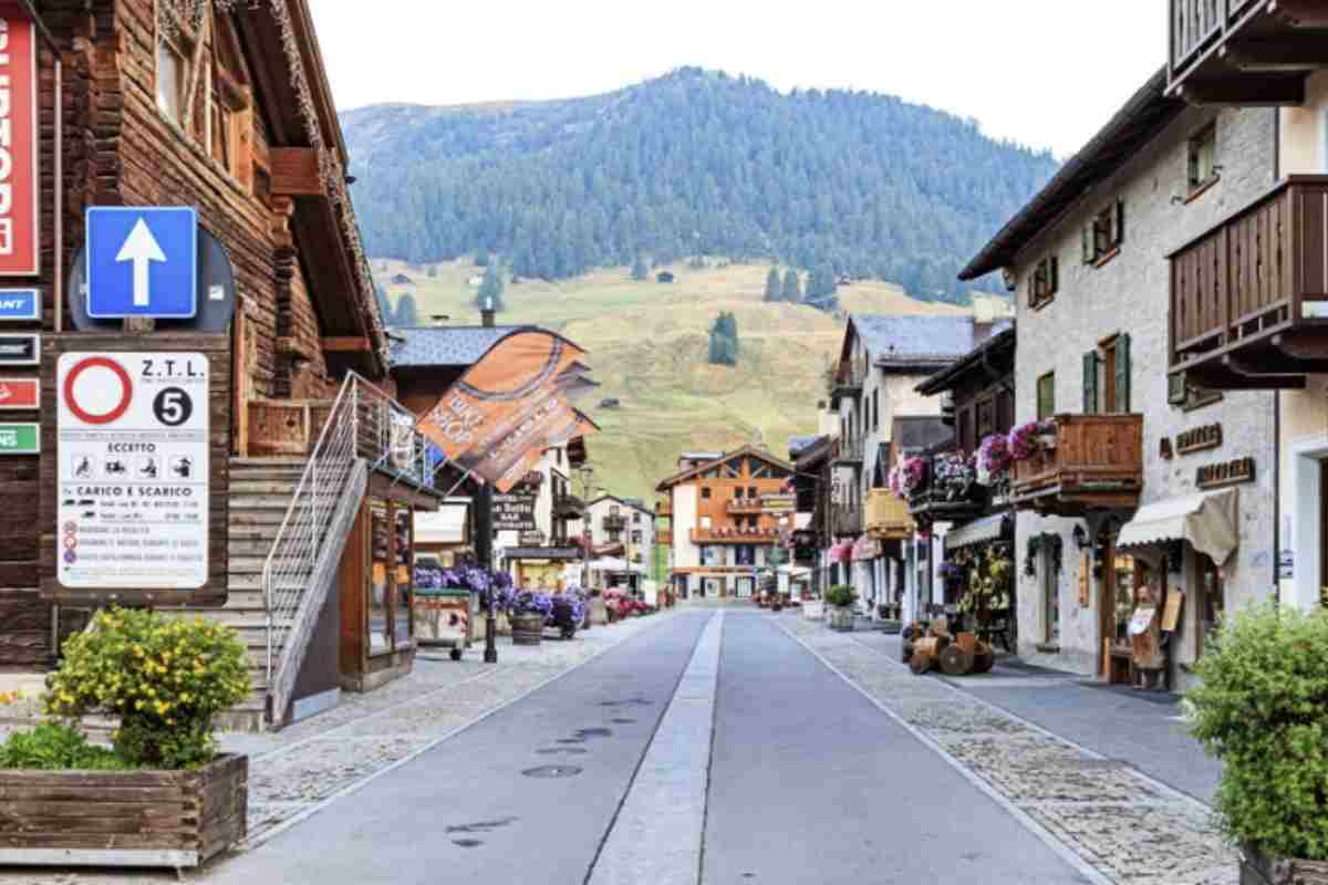 Uno dei settori più avvantaggiati è senza dubbio quello del carburante. Fare rifornimento a Livigno è estremamente conveniente