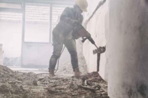 Un intervento abusivo si configura ogni qualvolta vengano eseguiti lavori senza le necessarie autorizzazioni o in violazione